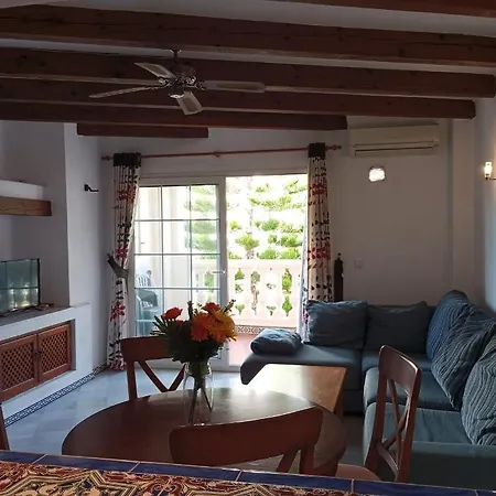 Apartment Dos Playa Torrevieja